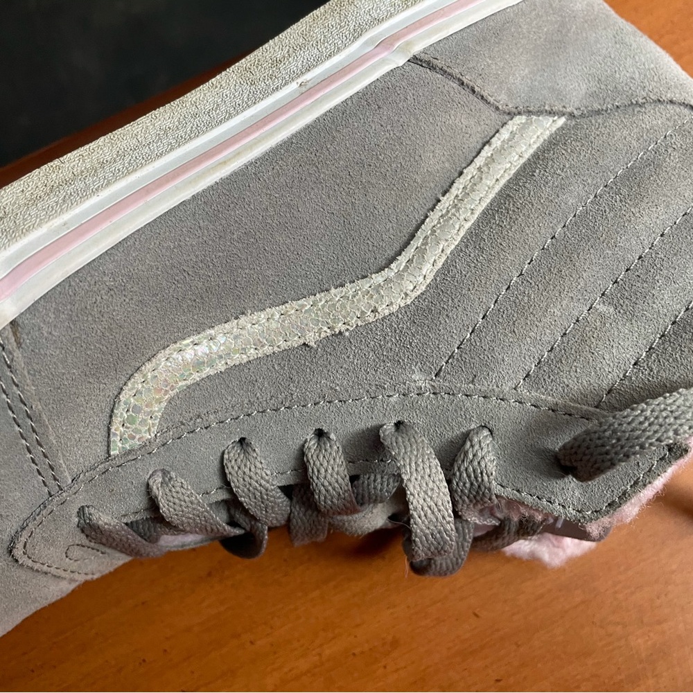 Vans warm Sherpa lined sneakers missy size 6 women’s 7 - Picture 6 of 6